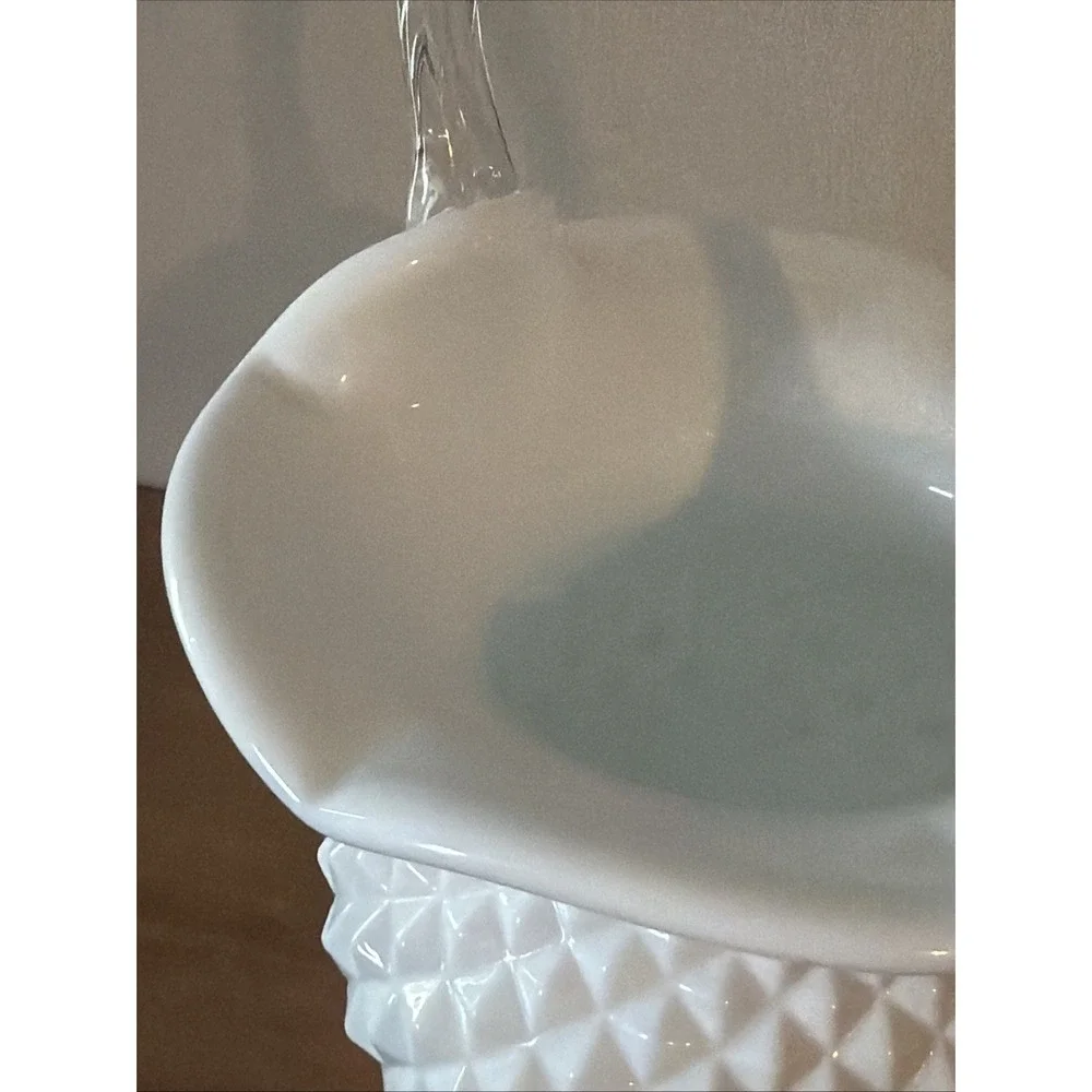 Vintage Westmoreland Diamond Point Milk Glass 10